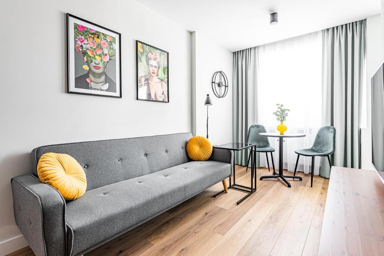 Apartment Frida Katowice Ligota Near Hospitals & Sum Exterior foto
